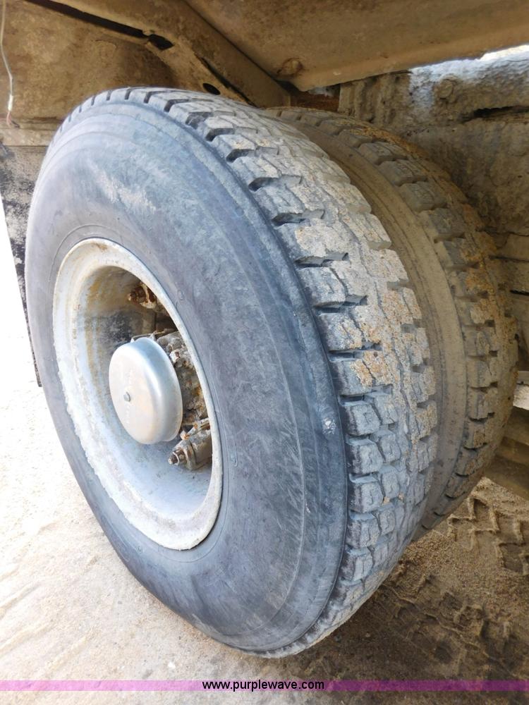 image for item J7408 1975 White Western Star ready mix truck