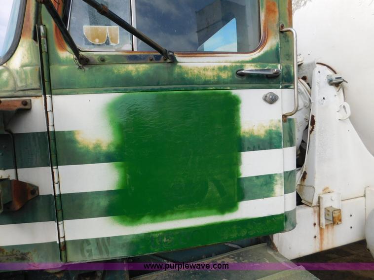 image for item J7408 1975 White Western Star ready mix truck