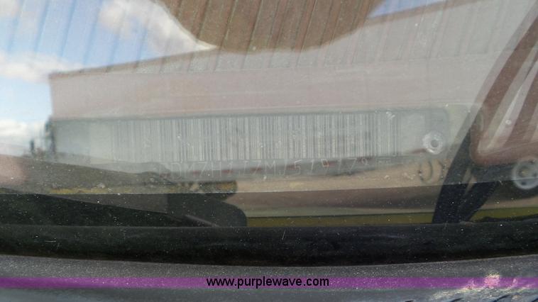 image for item J8372 1991 GMC TopKick bucket truck