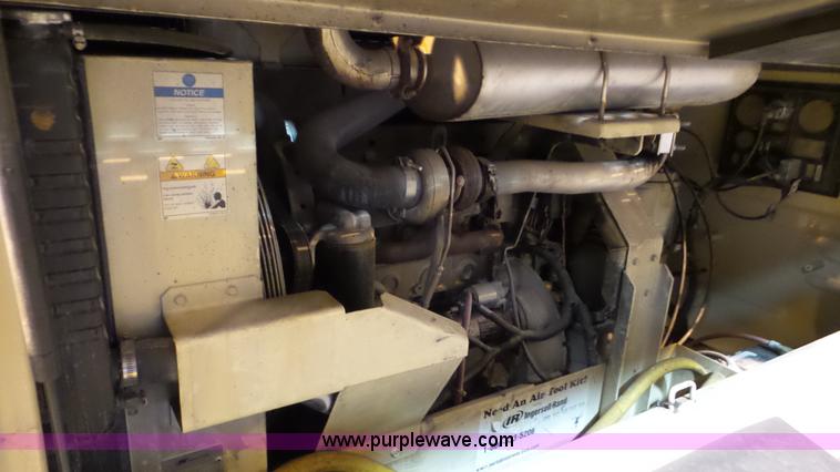 image for item J8377 2007 Ingersoll Rand P185 air compressor