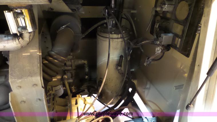 image for item J8377 2007 Ingersoll Rand P185 air compressor