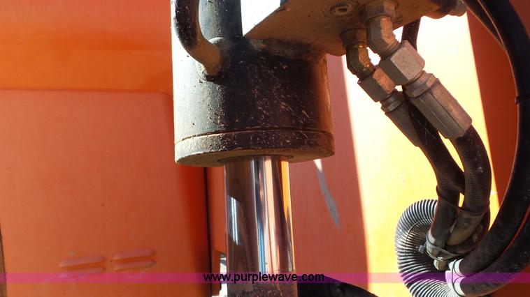 image for item J8379 2006 SkyTrak 8042 telehandler