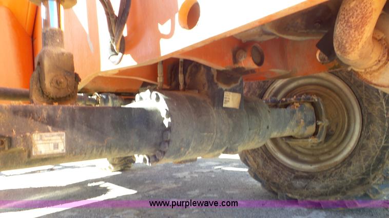 image for item J8379 2006 SkyTrak 8042 telehandler