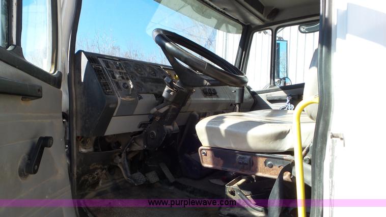 image for item J8381 1998 Freightliner FL112 dump flatbed truck