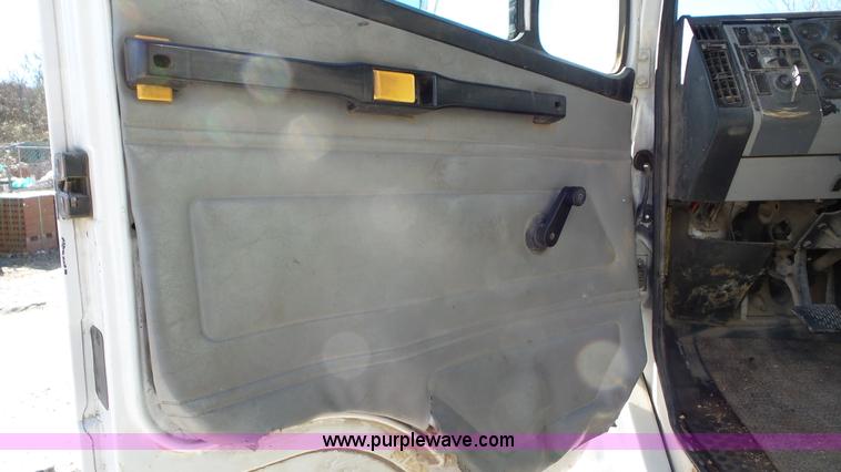 image for item J8381 1998 Freightliner FL112 dump flatbed truck