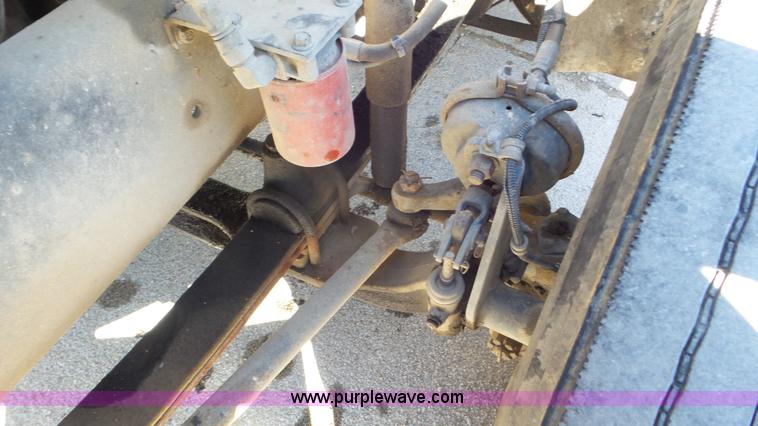 image for item J8381 1998 Freightliner FL112 dump flatbed truck