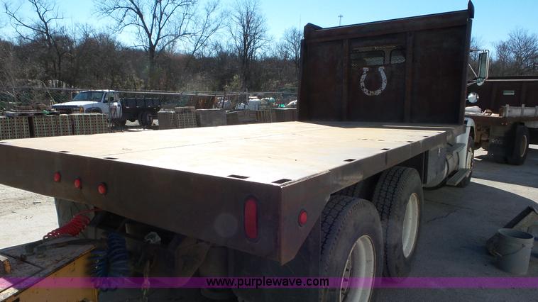 image for item J8381 1998 Freightliner FL112 dump flatbed truck