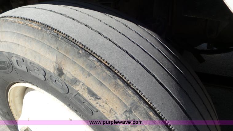 image for item J8381 1998 Freightliner FL112 dump flatbed truck