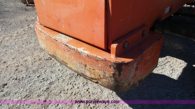 image for item J8383 2004 SkyTrak 8042 telehandler