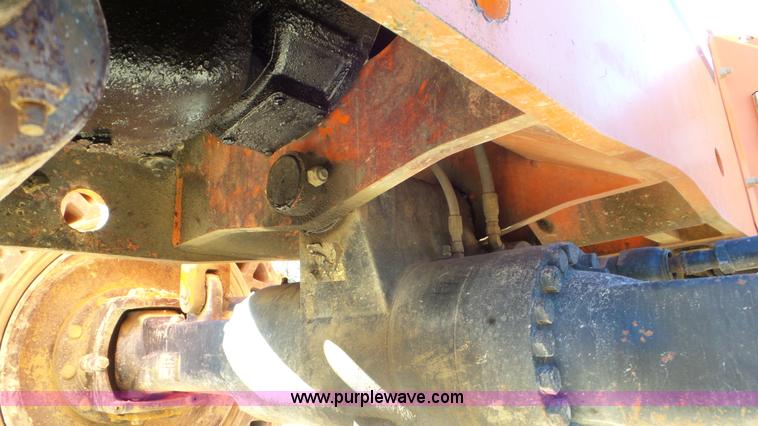 image for item J8383 2004 SkyTrak 8042 telehandler