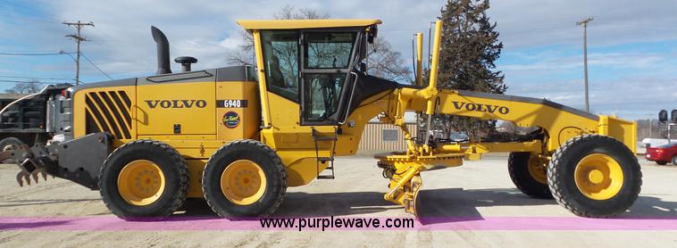 image for item J8389 2007 Volvo G940 motor grader
