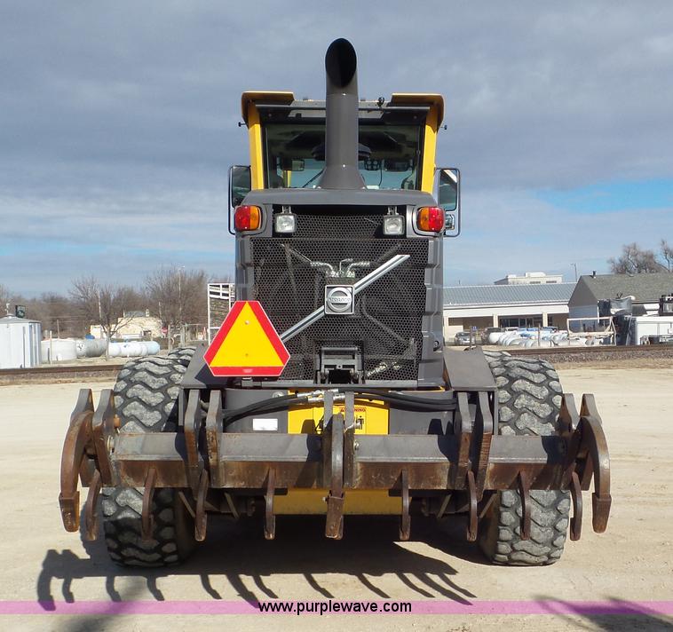 image for item J8389 2007 Volvo G940 motor grader