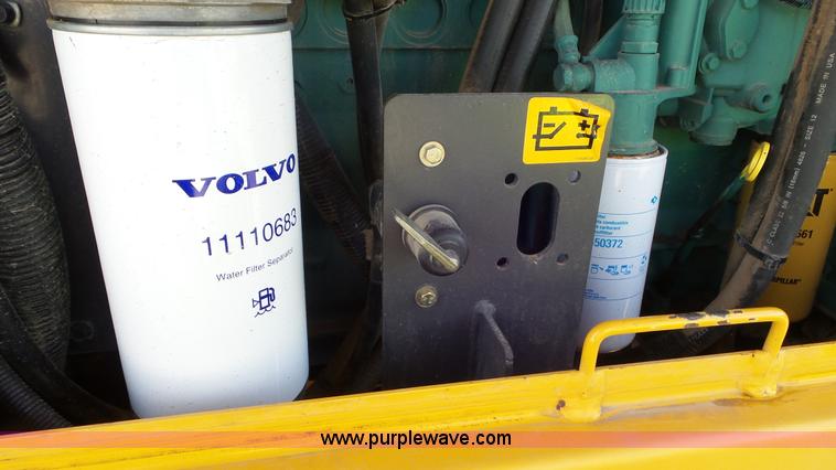 image for item J8389 2007 Volvo G940 motor grader