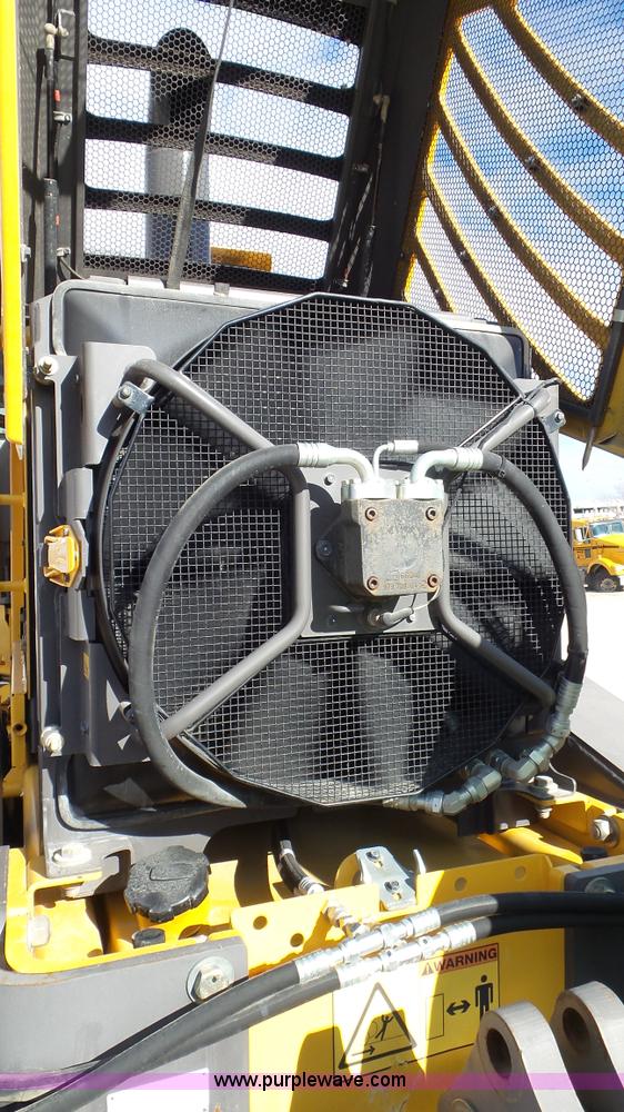 image for item J8389 2007 Volvo G940 motor grader