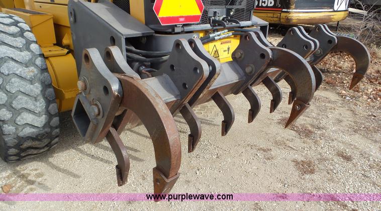 image for item J8389 2007 Volvo G940 motor grader