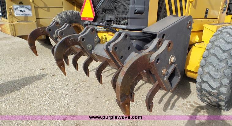 image for item J8389 2007 Volvo G940 motor grader