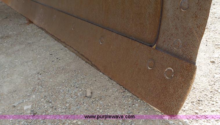 image for item J8389 2007 Volvo G940 motor grader