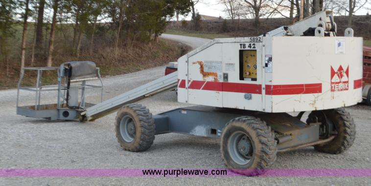 image for item K5373 2000 Terex TB42 boom lift