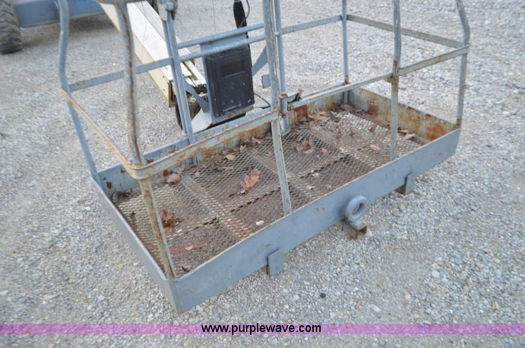 image for item K5373 2000 Terex TB42 boom lift