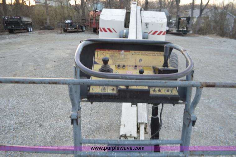 image for item K5373 2000 Terex TB42 boom lift