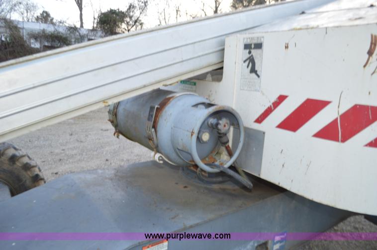 image for item K5373 2000 Terex TB42 boom lift