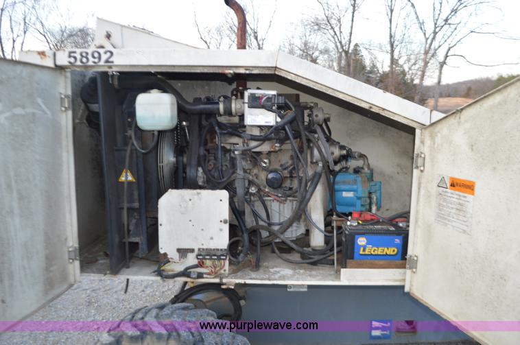 image for item K5373 2000 Terex TB42 boom lift