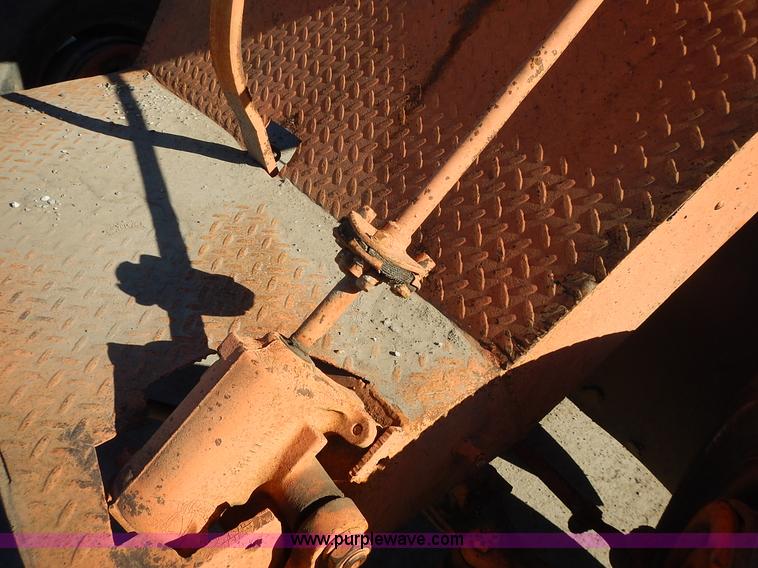 image for item L3628 Ford broom