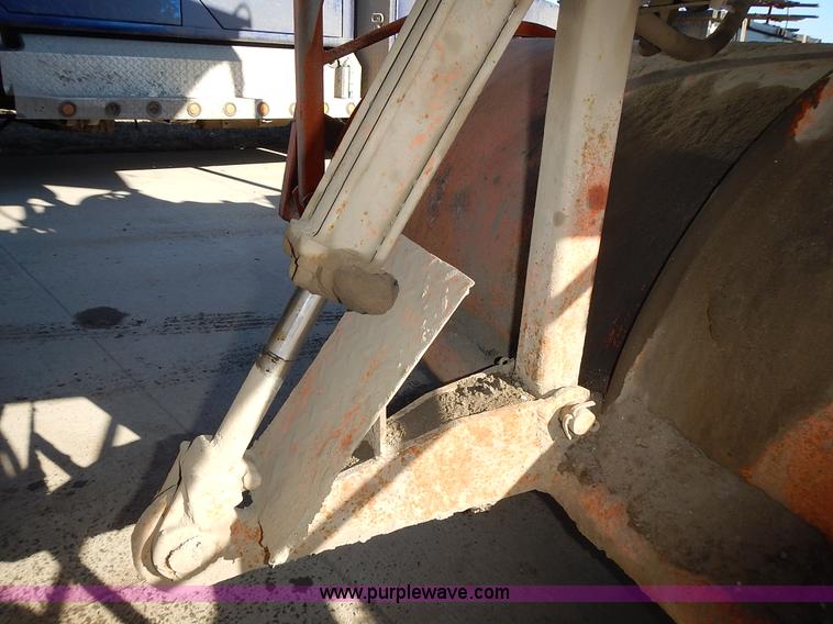 image for item L3628 Ford broom