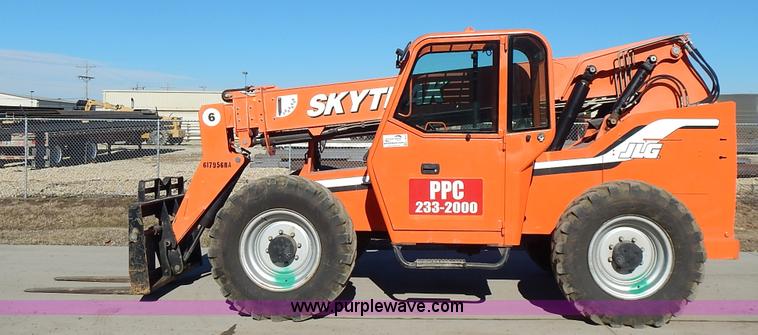 image for item L3633 2006 SkyTrak 6036 telehandler