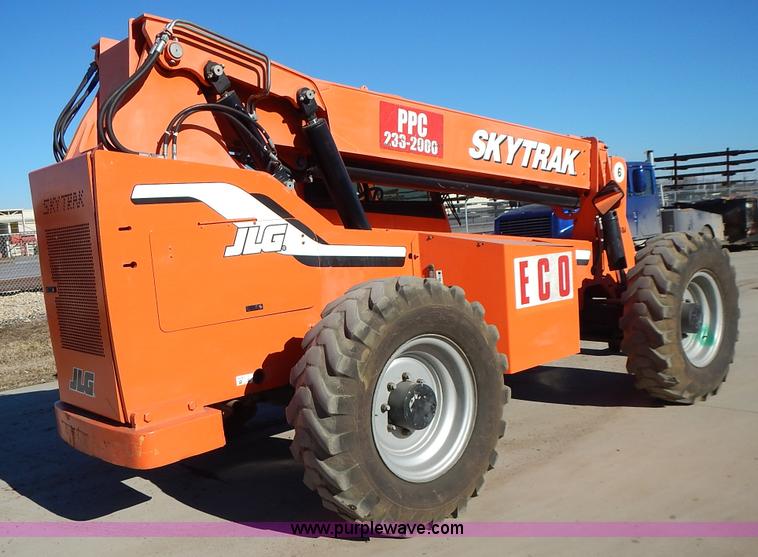 image for item L3633 2006 SkyTrak 6036 telehandler