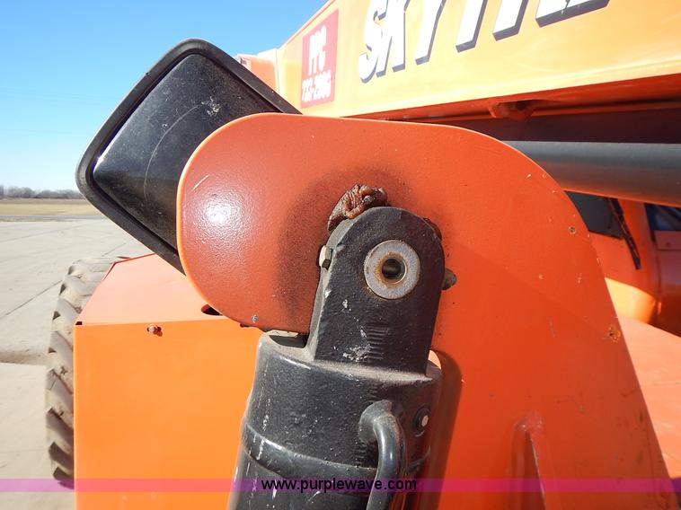 image for item L3633 2006 SkyTrak 6036 telehandler