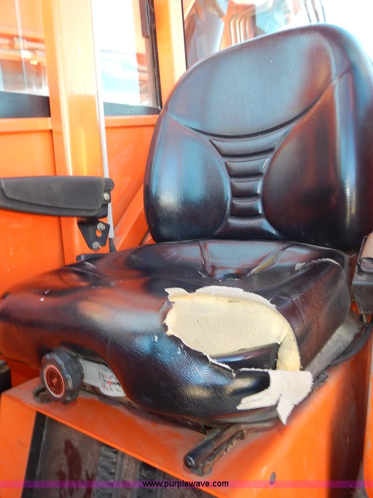 image for item L3633 2006 SkyTrak 6036 telehandler