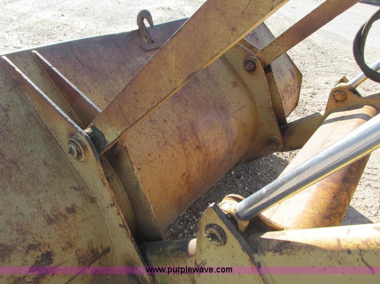 image for item L5383 1982 Case 580D backhoe