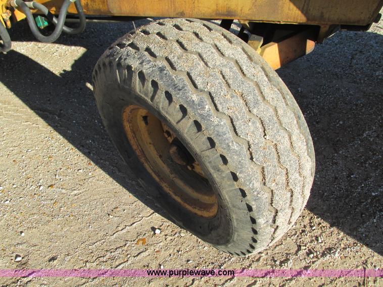 image for item L5383 1982 Case 580D backhoe