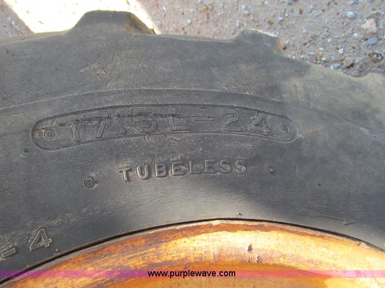 image for item L5383 1982 Case 580D backhoe