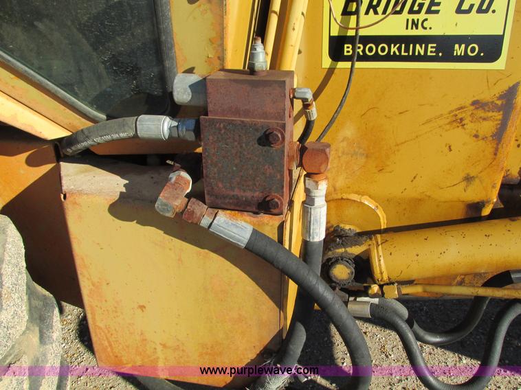 image for item L5383 1982 Case 580D backhoe