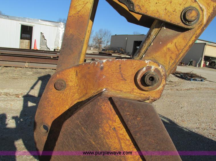 image for item L5383 1982 Case 580D backhoe