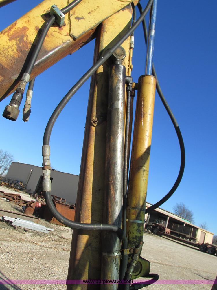 image for item L5383 1982 Case 580D backhoe