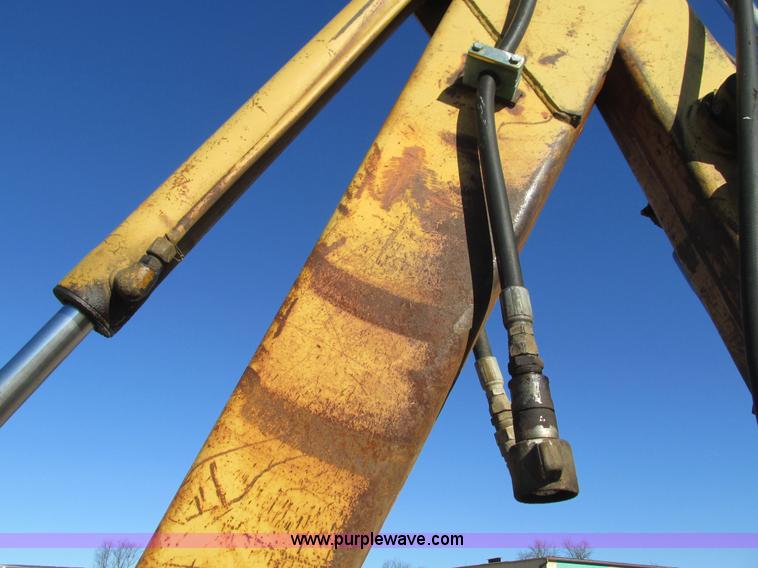 image for item L5383 1982 Case 580D backhoe
