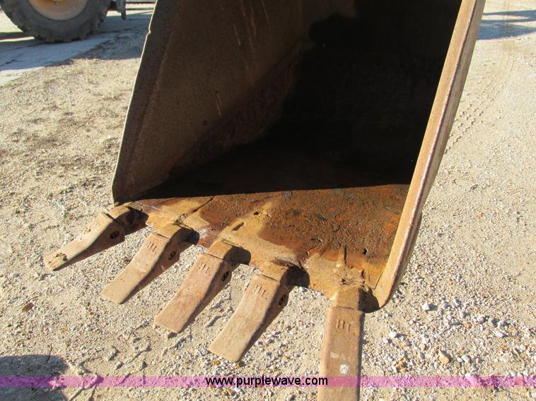 image for item L5383 1982 Case 580D backhoe