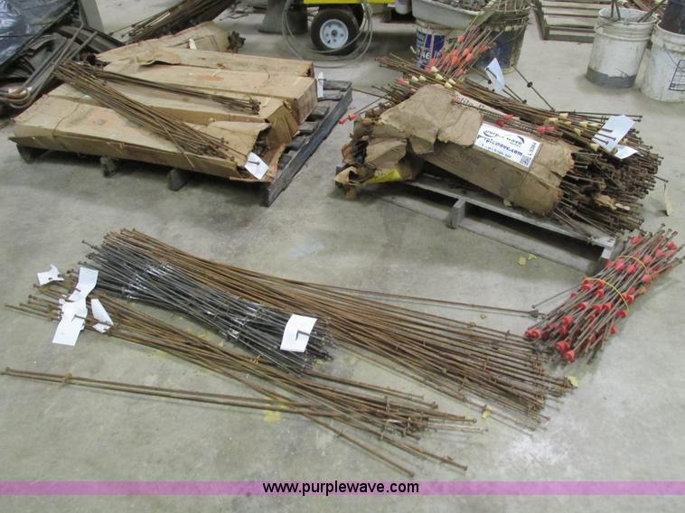 image for item L5384 Assorted concrete form snap ties