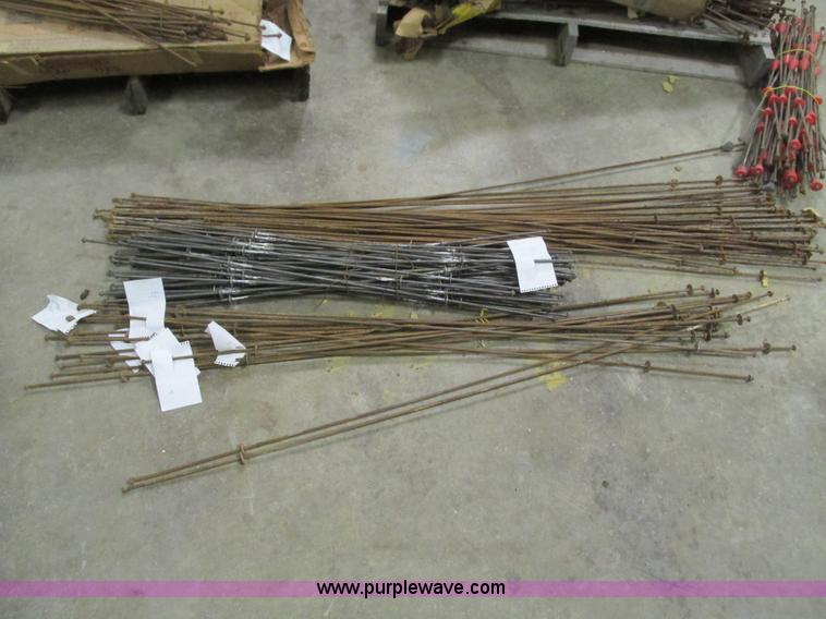 image for item L5384 Assorted concrete form snap ties