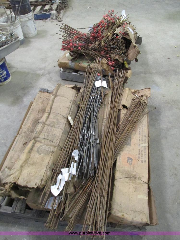 image for item L5384 Assorted concrete form snap ties