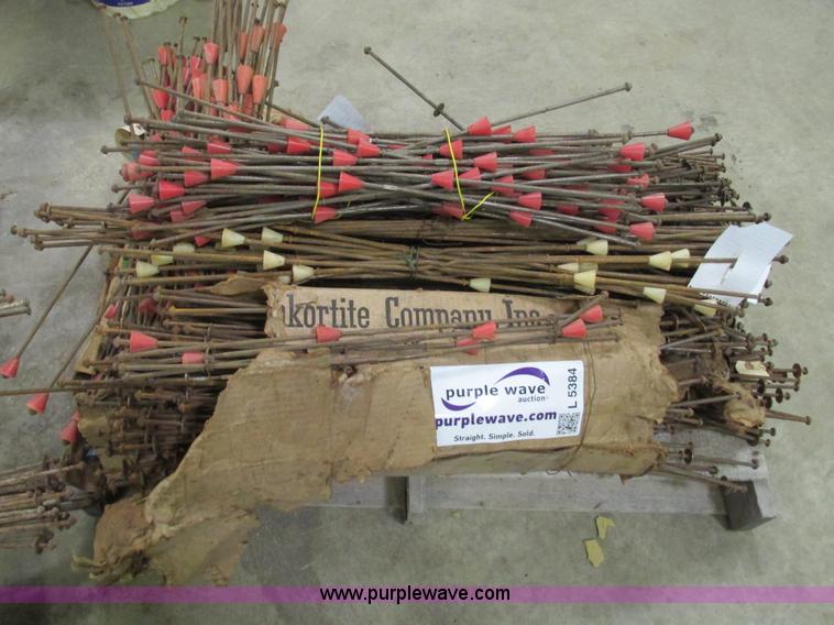 image for item L5384 Assorted concrete form snap ties