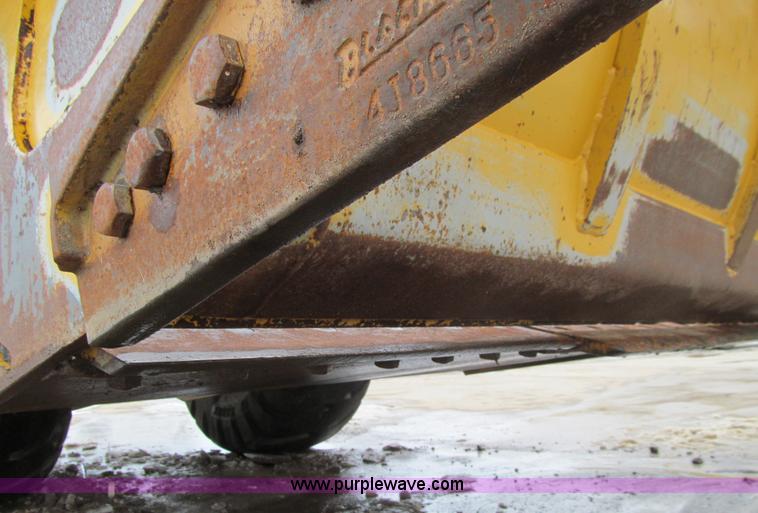 image for item L5502 2009 Ashland I-180TS2 hydraulic scraper