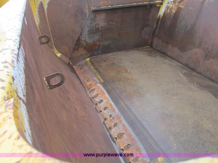 image for item L5502 2009 Ashland I-180TS2 hydraulic scraper