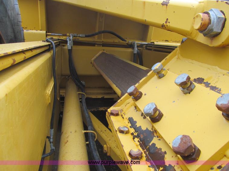 image for item L5502 2009 Ashland I-180TS2 hydraulic scraper