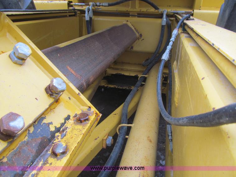 image for item L5502 2009 Ashland I-180TS2 hydraulic scraper