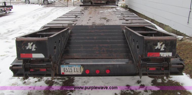 image for item L5505 2004 XL Specialized XL50T equipment trailer