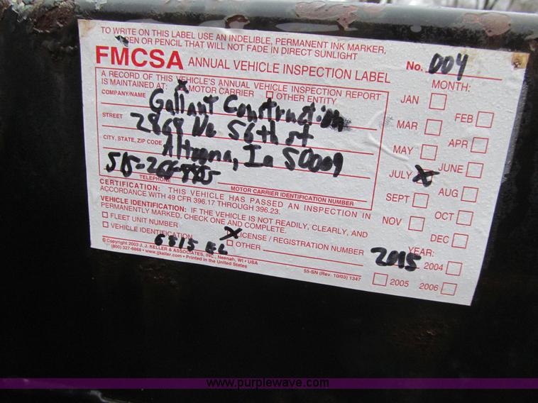 image for item L5505 2004 XL Specialized XL50T equipment trailer